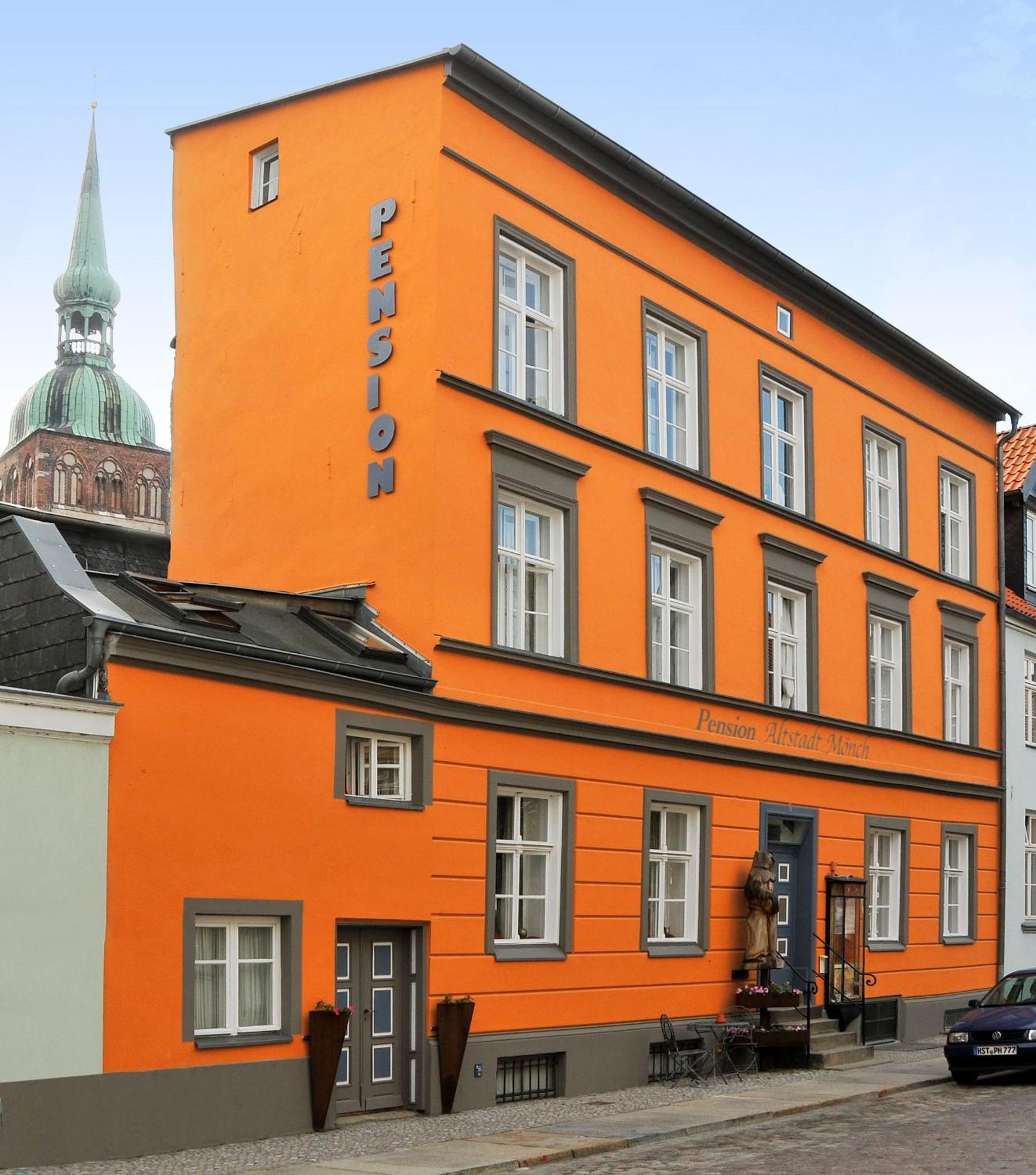 Pension Altstadt Moench In Top Lage Preis Inclusive 5 Prozent Bettensteuer Und Fruehstueck Stralsund Buitenkant foto